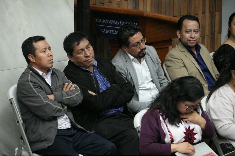 El MP pidió al juez Mynor Moto, titular del Juzgado Tercero Penal el sobreseimiento del proceso penal a favor de Luis Pacheco y Héctor Chaclan, exlideres de los 48 Cantones de Totonicapán. (Foto: Wilder López/Soy502)