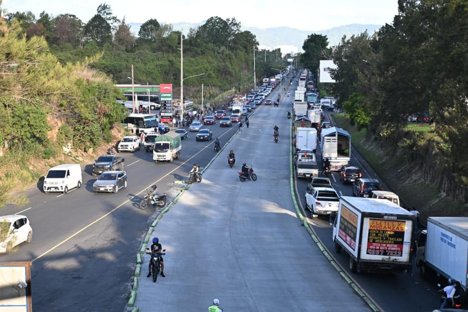 El paso quedó habilitado tras varias horas de bloqueo. (Foto: José Luis Pos)
