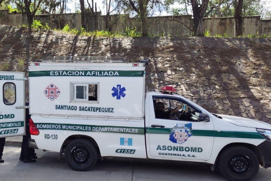 Las víctimas resultaron gravemente heridas por proyectil de arma de fuego. (Foto vía: Bomberos Municipales Departamentales)