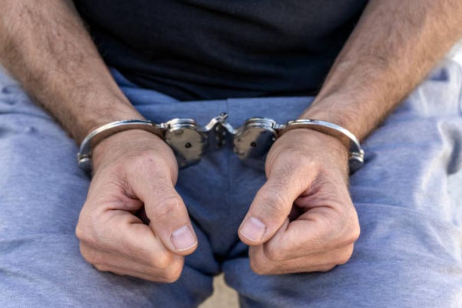 El hombre quedó a disposición del juez competente para solventar su situación legal. (Foto ilustrativa: iStock)