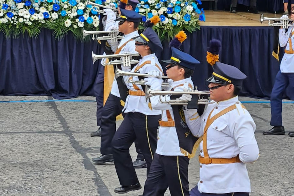 Estudiantes destacaron en el "Desfile de bandas". (Foto: Estuardo Paredes)