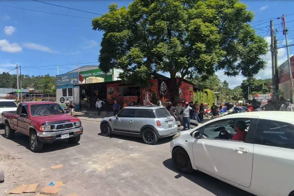 Los manifestantes han liberado el paso vehicular en la ruta Interamericana. (Foto: Captura de video)
