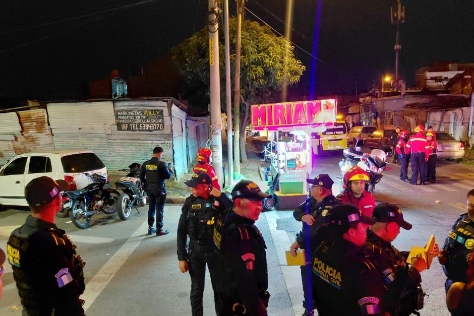 Los cuerpos de los fallecidos quedaron a cercanías de un puesto de comida. (Foto: CMB)