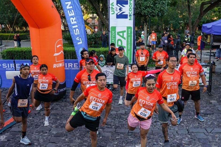 Se espera la participación de al menos 600 atletas para la Carrera 10K de la Eterna Primavera en Antigua Guatemala. (Foto: Miguel López)
