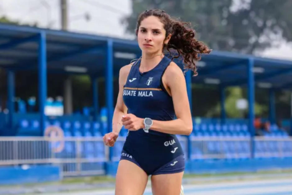 Viviana Aroche logró el récord centroamericano. (Foto: Comité Olímpico Guatemalteco)