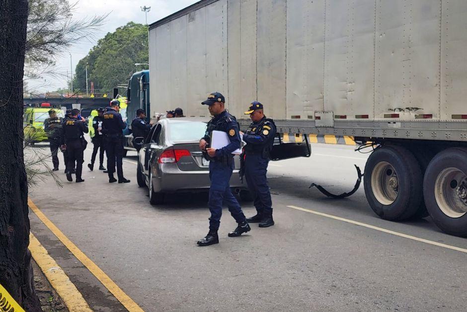 El conductor del auto habría sido atacado por el ahora fallecido. (Foto: Jorge Senté/colaborador)