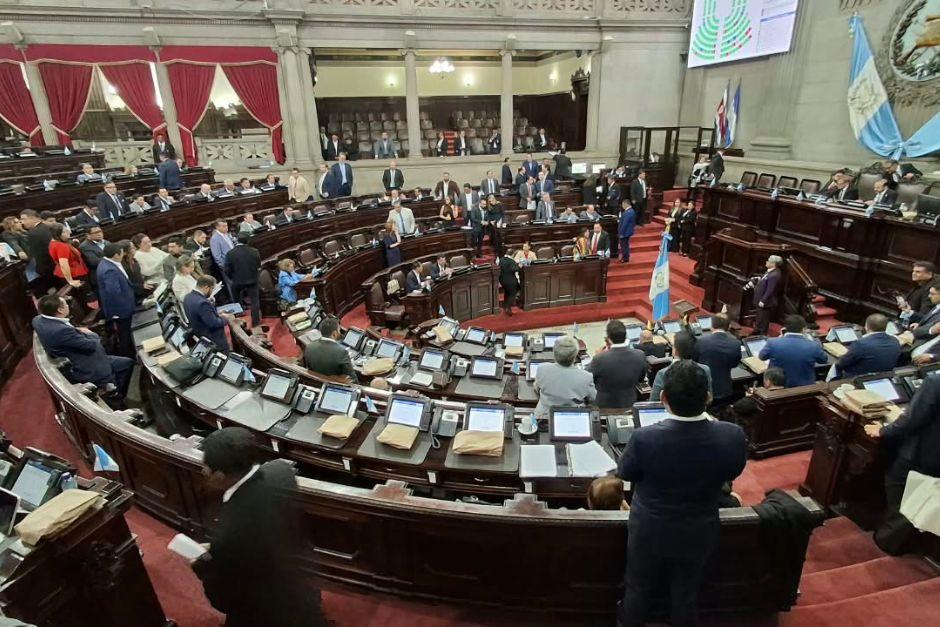 La normativa contempla una exoneración temporal del IVA y el IDP a los combustibles. (Foto: Wilder López/Soy502) 