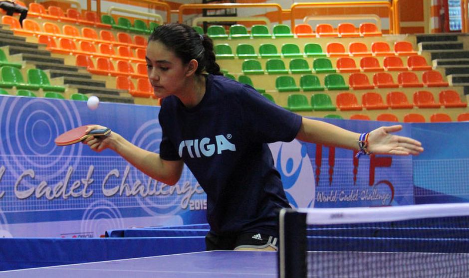 Lucía Cordero lleva siete años practicando tenis de mesa, y ha representado a Guatemala en varios torneos internacionales juveniles. (Foto: Cortesía)