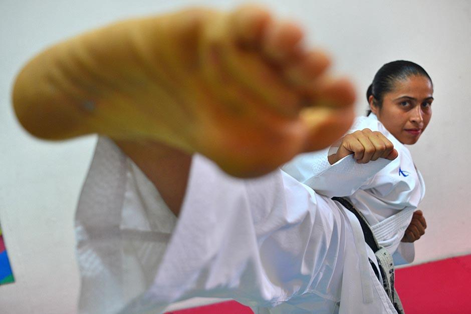 La karateca nacional, Cheili González, se consagró campeona en la categoría de menos de 50 kilográmos, en el Abierto de Suiza 2015. (Foto: Soy502)