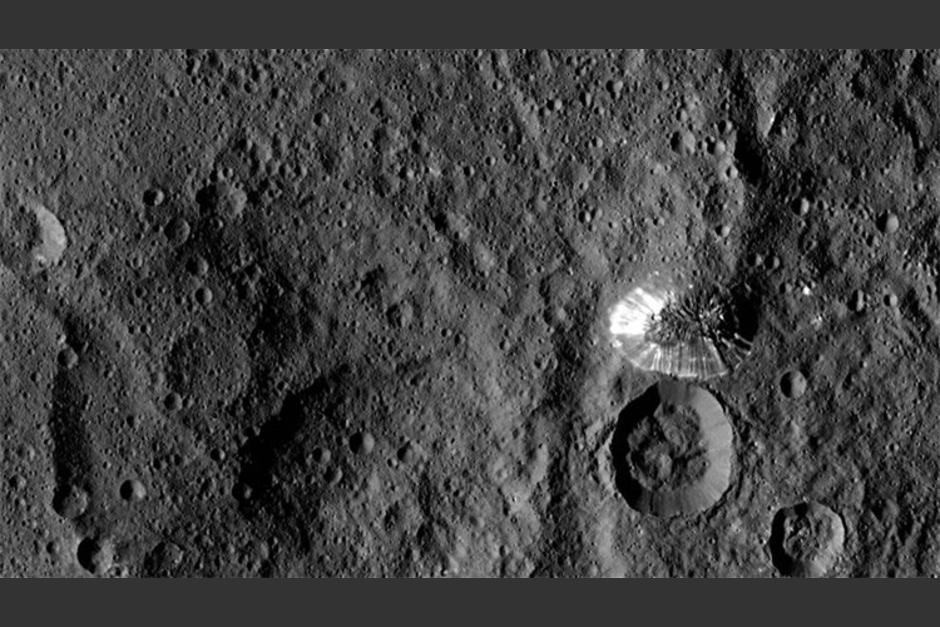 La misión espacial Dawn de la NASA explora el planeta Ceres. (Imagen: NASA)