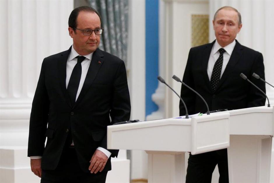 Francoise Hollande y Vladimir Putin acordaron este jueves que coordinarán acciones militares en contra del Estado Islámico. (Foto: EFE)
