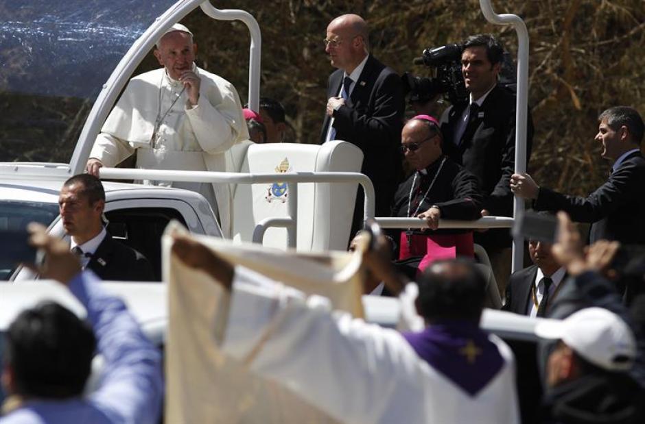El papa Francisco envió un mensaje a los mexicanos, previo a su visita a ese país. El Sumo Pontifice informó que tratará de estar lo más cerca posible. (Foto: EFE)