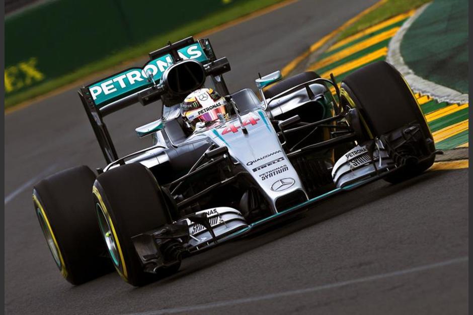 Lewis Hamilton fue el más velóz en Melbourne. (Foto: EFE)