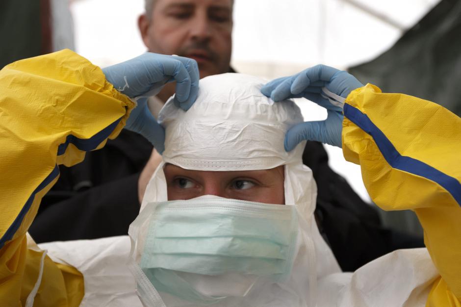 Liberia puso fin al estado de emergencia en su lucha contra el ébola, mientras que Médicos Sin Fronteras anunció que los ensayos clínicos para tratar la enfermedad, en ese país y en Guinea, comenzarán en diciembre. (Foto: EFE)