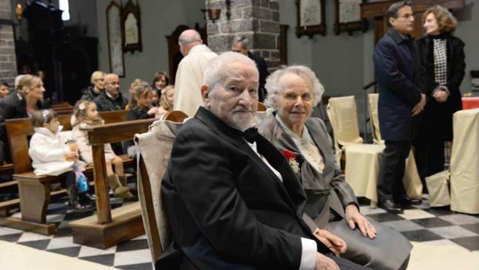 Antonia Gottifredi, de 86 años, y Giovanni Molinari, de 89 años se casaron luego de 70 años de no verse. (Foto:lastampa.it)