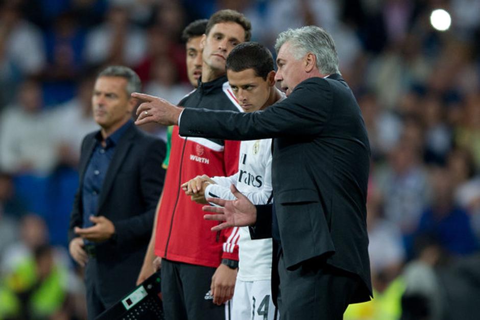 El técnico madridista Carlo Ancelotti dijo que Javier Hernández es un jugador ejemplar para cualquiera. (Foto: AFP)