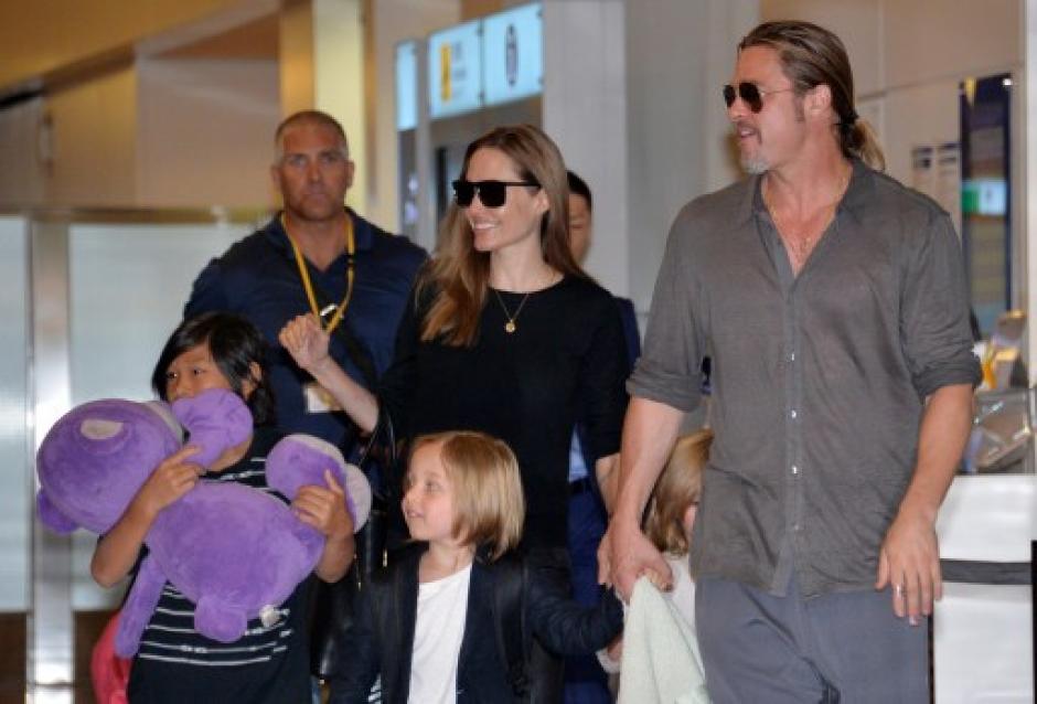 Este es el primer acuerdo al que llegaron Angelina Jolie y Brad Pitt en el tema de divorcio. (Foto: AFP)