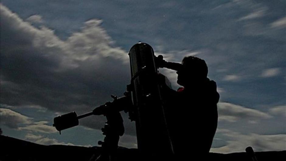 Un equipo de astrónomos aficionados descubrió un nuevo cometa que, por su órbita, entra en la categoría del famoso Halley. (Foto: Google)