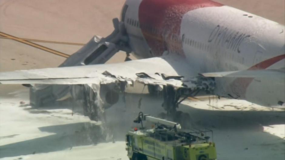 Un avión de la compañía estadounidense Dynamic Airways que debía partir con destino a Caracas se incendió hoy en el aeropuerto internacional de Fort Lauderdale. (Foto: noticiaaldia.com)