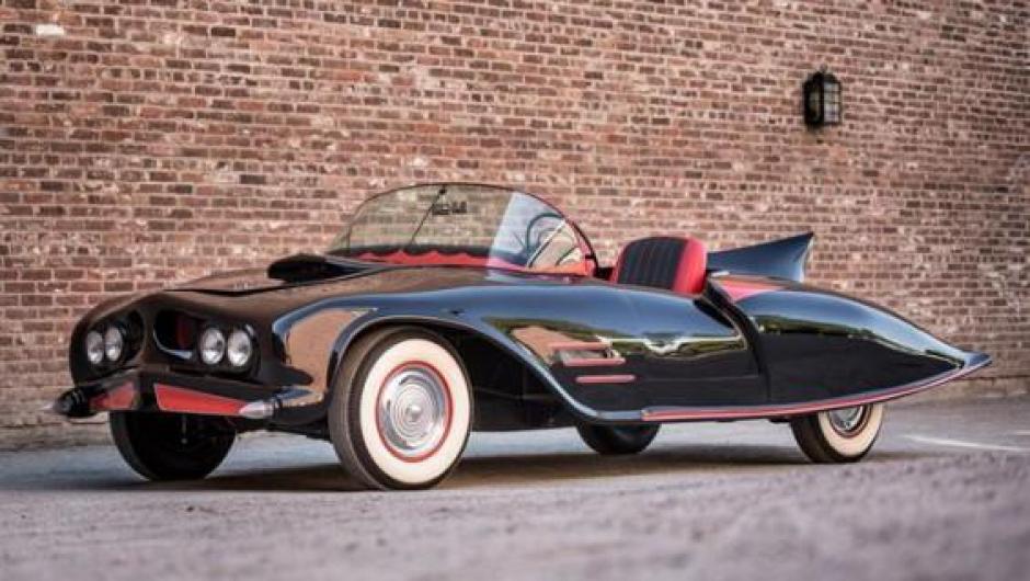 El más viejo Batimóvil será subastado en las próximas horas. (Foto: XY)