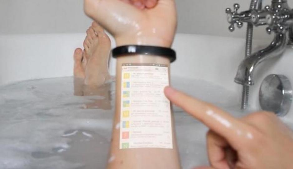 "Cicret Bracelet" promete acceso al teléfono desde la ducha, la tina o la piscina (Foto: Ipadizate).