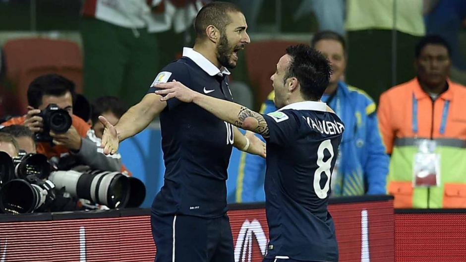 Karim Benzema y Mathieu Valbuena no fueron convocados con la selección francesa para los amistosos contra Alemania e Inglaterra. (Foto: AFP)