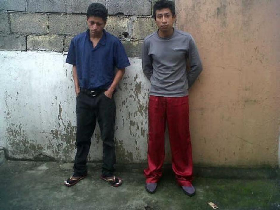 Uno de los capturados había sido identificado como el exvocalista de una banda musical de los 90. (Foto: PNC)