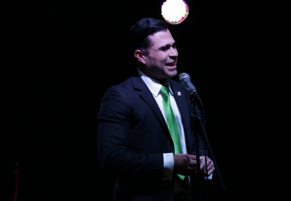 El nuevo alcalde de Mixco, Neto Bran, se mantiene muy activo en las redes sociales. (Foto: Facebook/Neto Bran)