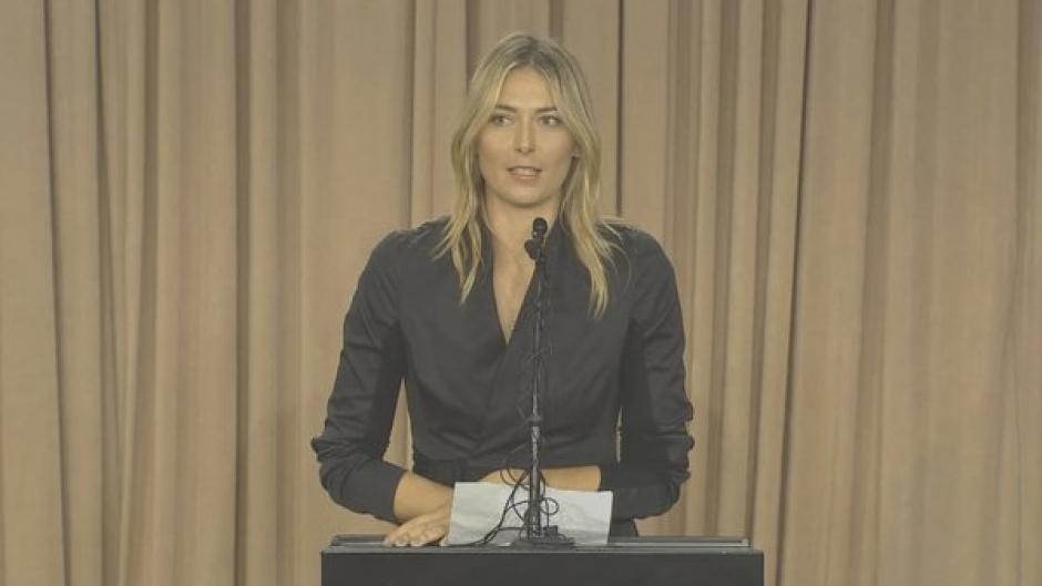 María Sharapova anuncia en conferencia de prensa que "dio positivo" de sustancia prohibida en Abierto de Australia. (Foto: Twitter)