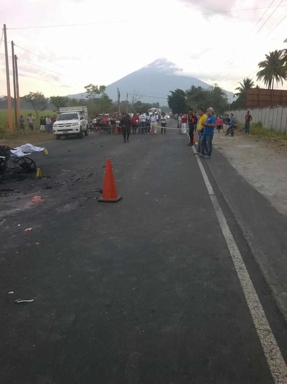 Seis personas murieron en un accidente de tránsito ocurrido en el kilómetro 54 de la ruta que conduce al Pacífico. (Foto: @DTránsitoPNC)