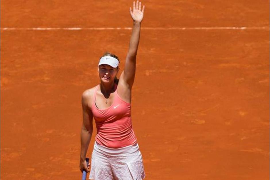 La tenista rusa, María Sharapova, avanza a cuartos de final en el Open de Madrid.