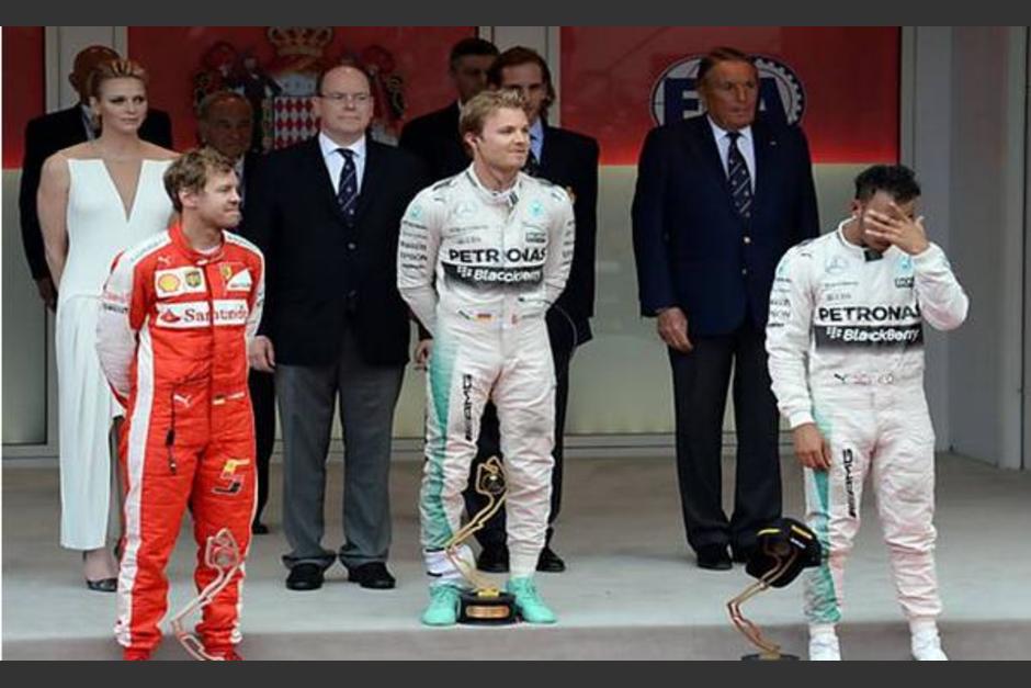 Nico Rosgberg, en lo más alto del podio del gran premio de F1 en Mónaco. (Foto: AFP)