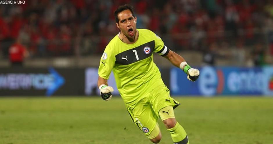 El portero chileno Claudio Bravo es el nuevo fichaje del FC Barcelona. (Foto: EFE)