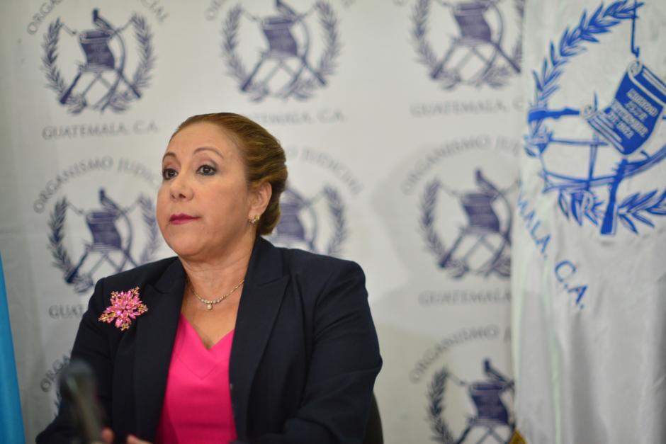 Los magistrados Douglas Charchal, Vladimir Aguilar y Blanca Stalling(foto) se han visto involucrados en escándalos de corrupción. (Fotos: archivo Soy502)