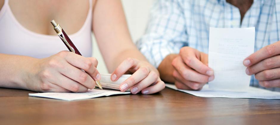 Según un estudio reciente, el dinero es el tercer motivo de divorcios. (Foto Corbis)