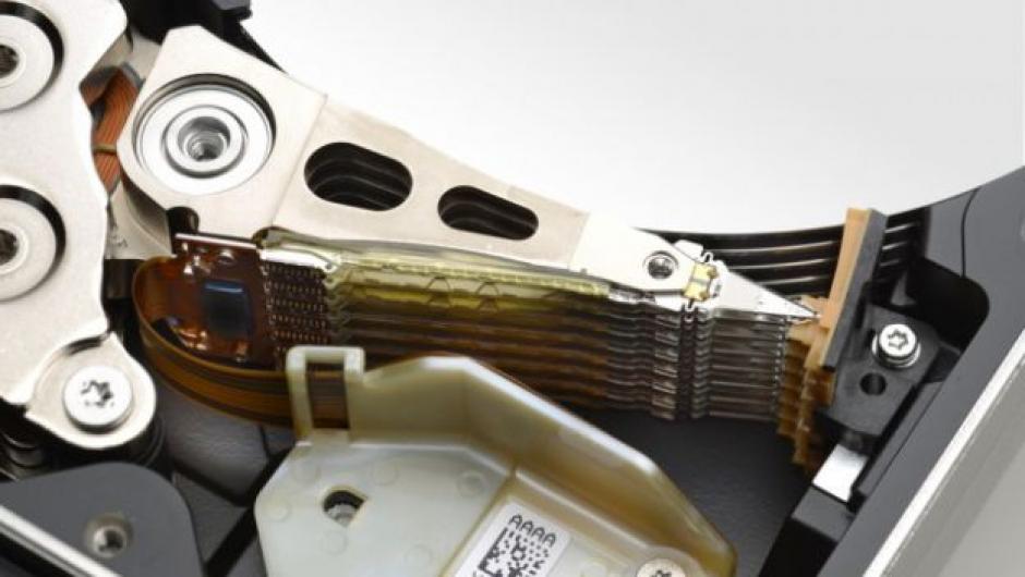 El primer disco duro de 10 Terabytes.