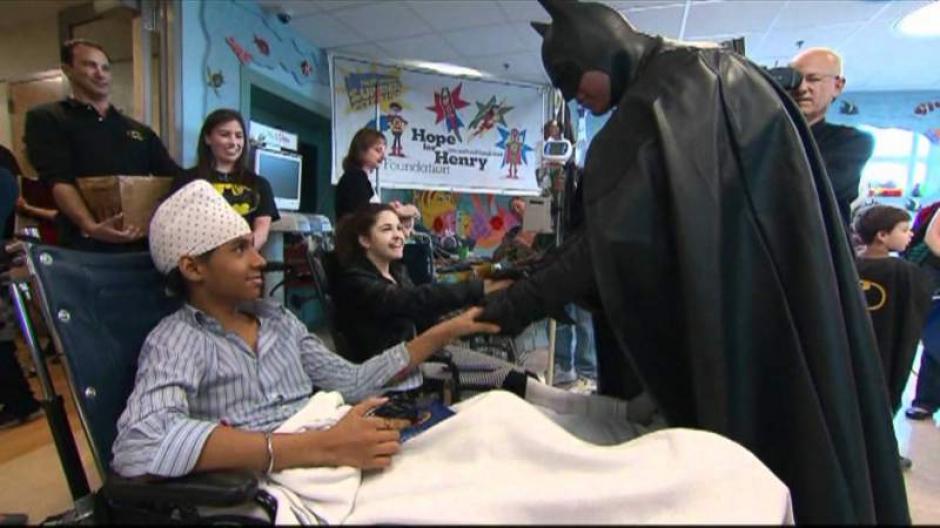 Lenny B. Robinson, conocido como “Batman de la Ruta 29”, murió en un accidente de tránsito. (Foto: Internet)