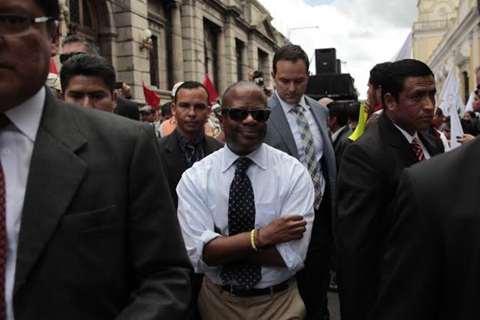 El embajador continúa el apoyo a las manifestaciones y dice a los guatemaltecos que protestas deben ir al Congreso. (Foto: Archivo: Soy502)