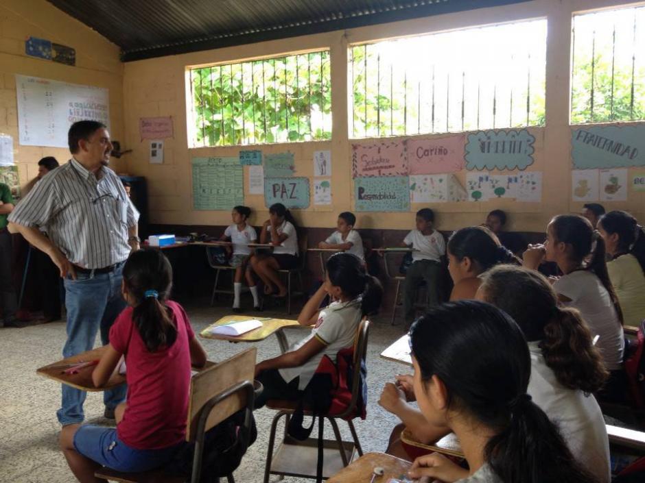 La Fundación Fe y Alegría ofrece clases a más de 15 mil menores a nivel nacional. (Foto Facebook Fe y Alegría/Soy502)