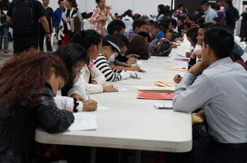 Uno de cada cinco jóvenes en América Latina entre los 15 y los 24 años ni estudia ni trabaja, lo que supone más de 20 millones en la región, y dos tercios de ellos son mujeres. (Foto: Archivo/ Soy502)