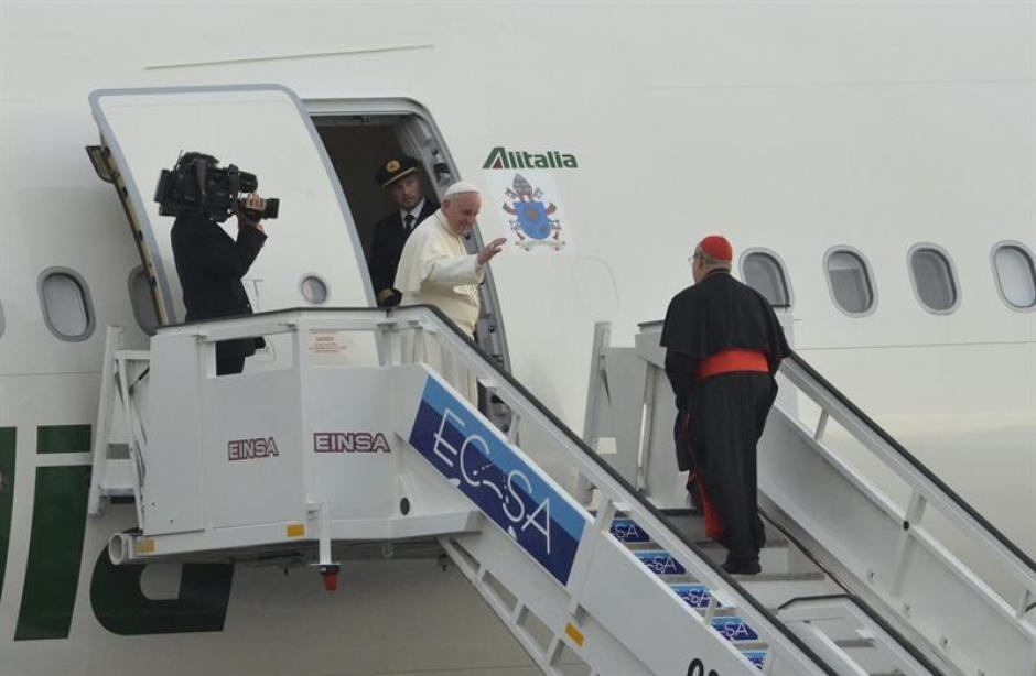 El papa Francisco elogió el papel que desempeñan las "casas de misión" en Cuba ante la "escasez de templos y sacerdotes" en la isla. (Foto: EFE)