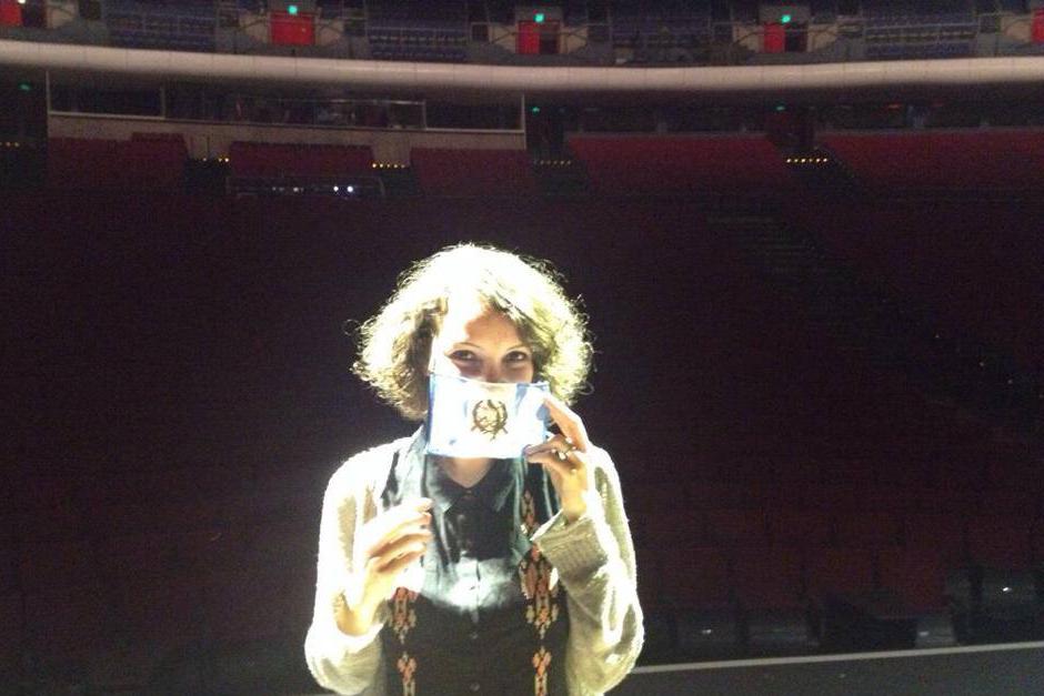 Gaby Moreno regresa a Guatemala después de dar un concierto en Colombia.