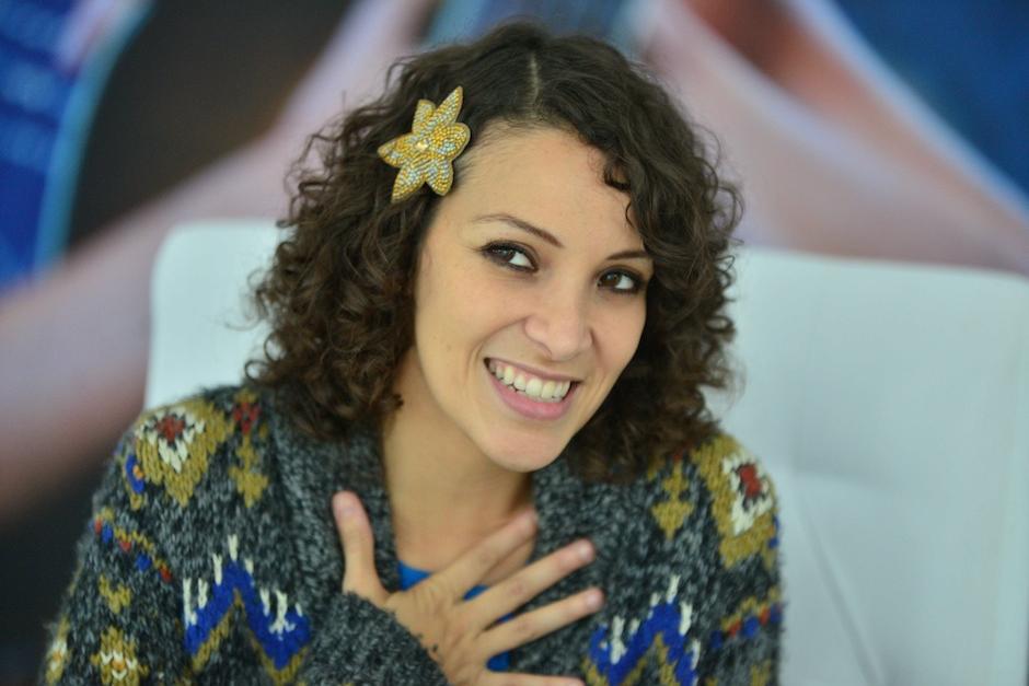 La cantautora guatemalteca, Gaby Moreno, llegó este miércoles a París, Francia, para promover su música. (Foto: Archivo/Soy502) 