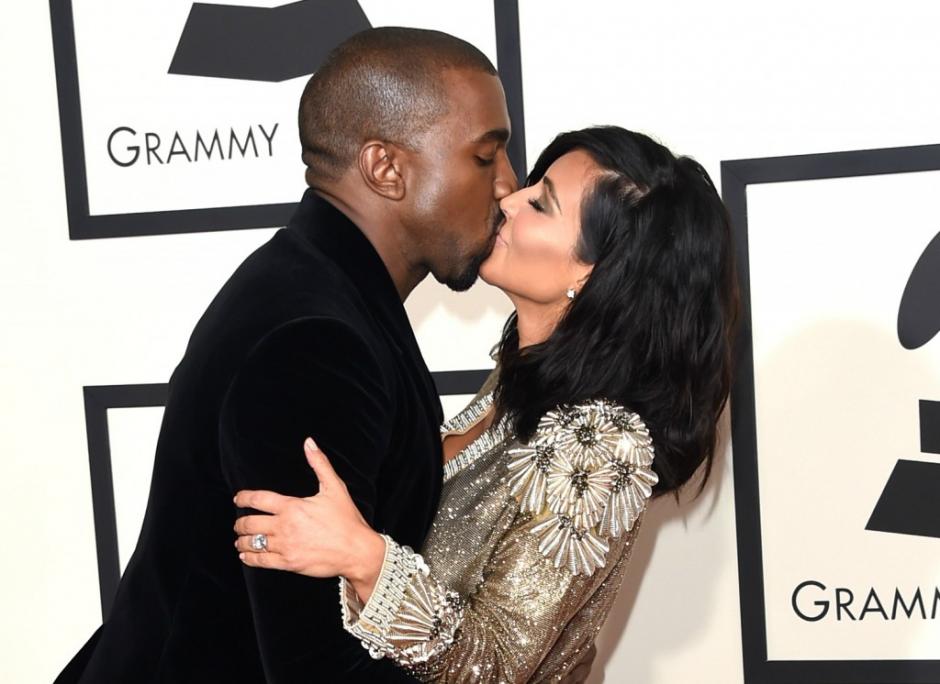 Kanye West sorprendió a su esposa, Kim Kardashian y llevó una orquesta de cuerda a su casa por el Día de la Madre. (Foto: Diario de Nueva York)