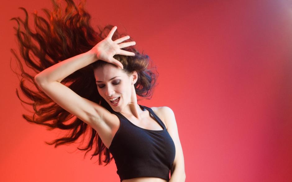 El experimento muestra lo que debes hacer y las cosas que debes evitar a la hora del baile. (Foto: Girls Dancing)