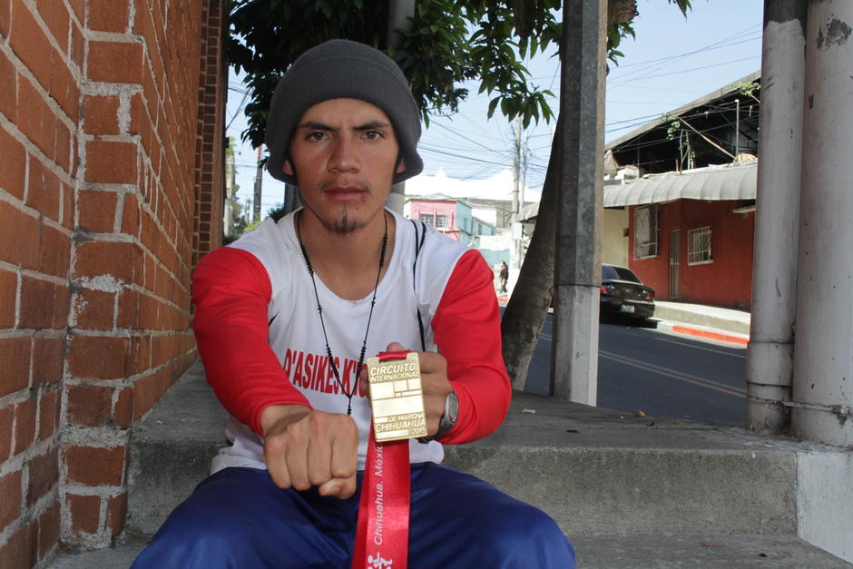 El quichelense empezó bañado de oro este 2015 en el plano a nivel internacional. (Foto: Douglas Suruy/Soy502)