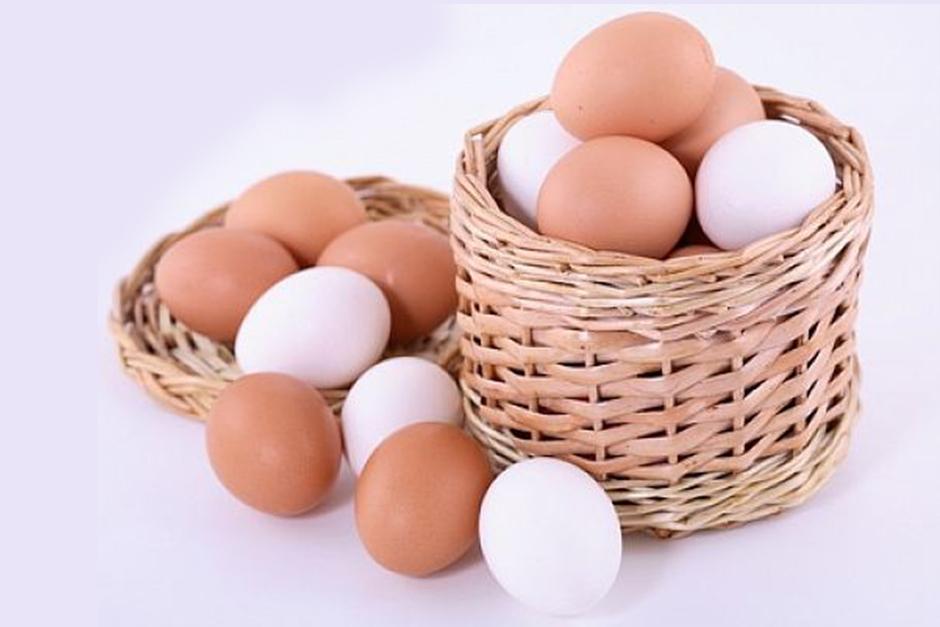 El huevo es una excelente fuente de proteínas, grasas saludables, vitaminas, minerales, antioxidantes y colina. (Foto: Archivo)