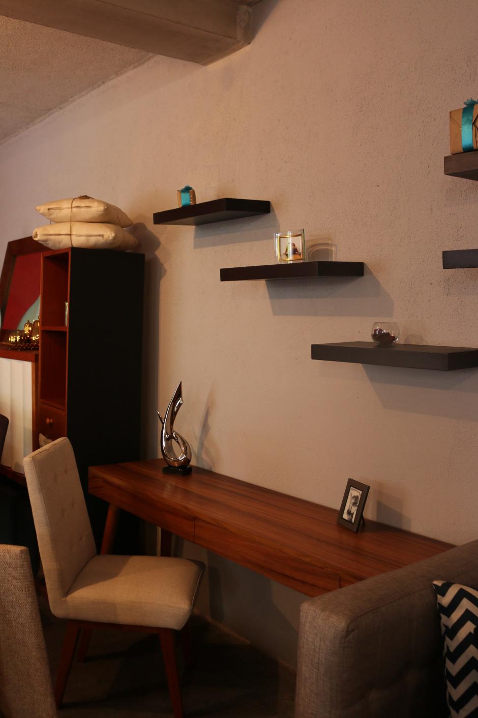 Conoce al sanjuanero que ha logrado vender sus muebles en Europa | Soy502