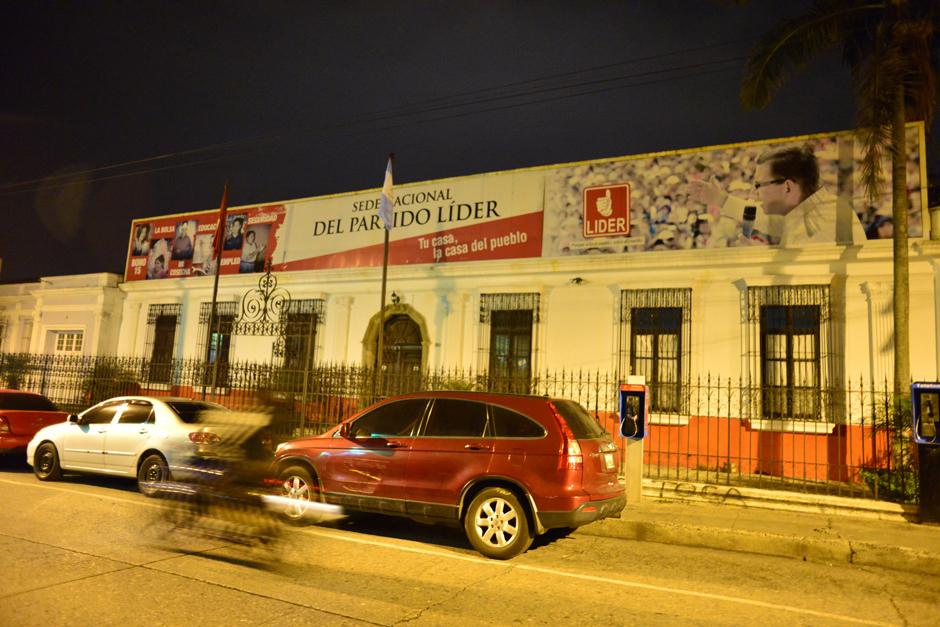 La sede nacional del partido Lider luce totalmente vacía y sin simpatizantes. El candidato de Lider decidió no celebrar en la capital. (Foto: Jesús Alfonso/Soy502)