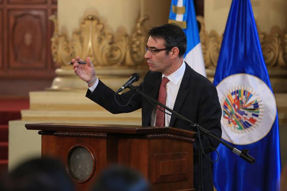 James Caravallo, presidente de la CIDH durante su intervención en la presentación del informe. (Foto: Presidencia)